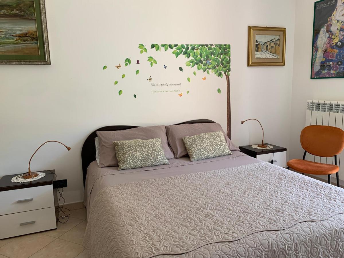 La Dimora Di Paola Apartment Lecce Ngoại thất bức ảnh