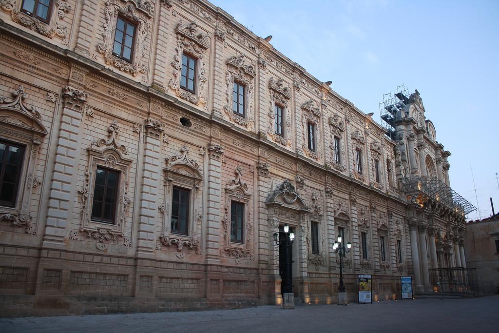 La Dimora Di Paola Apartment Lecce Phòng bức ảnh