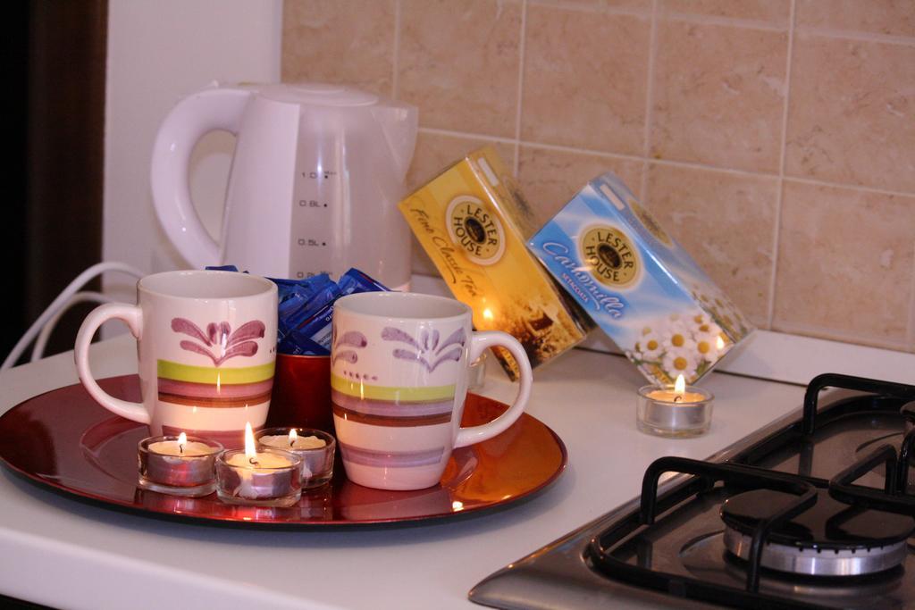 La Dimora Di Paola Apartment Lecce Ngoại thất bức ảnh