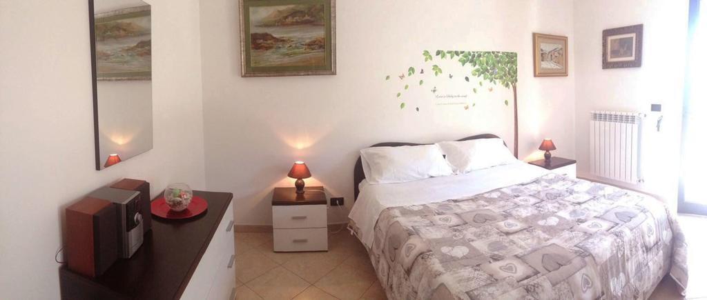 La Dimora Di Paola Apartment Lecce Ngoại thất bức ảnh
