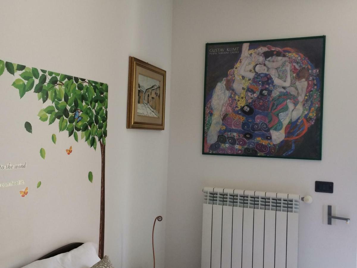 La Dimora Di Paola Apartment Lecce Ngoại thất bức ảnh